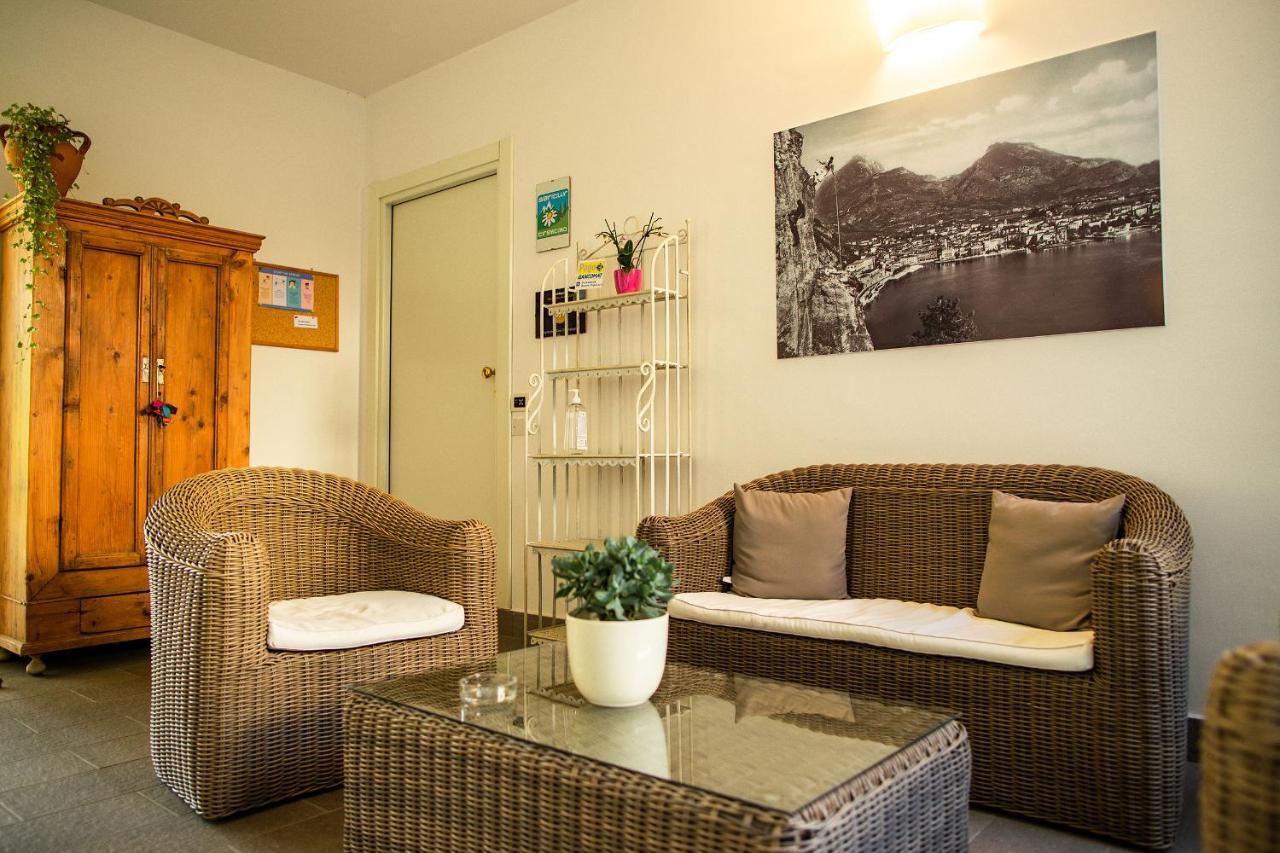 Agriturismo Casa Di Campagna Riva del Garda Eksteriør billede